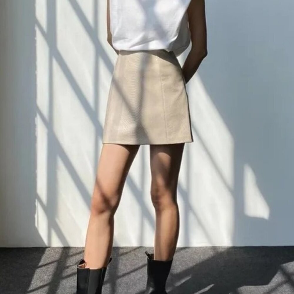 Aritzia Babaton Vegan Leather Mini Skirt In Beige Women's Size 2